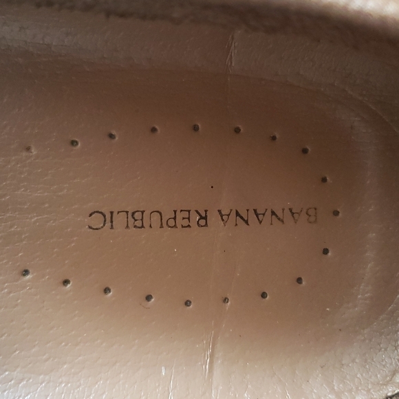 Banana Republic Leather Loafers - Picture 10 of 10